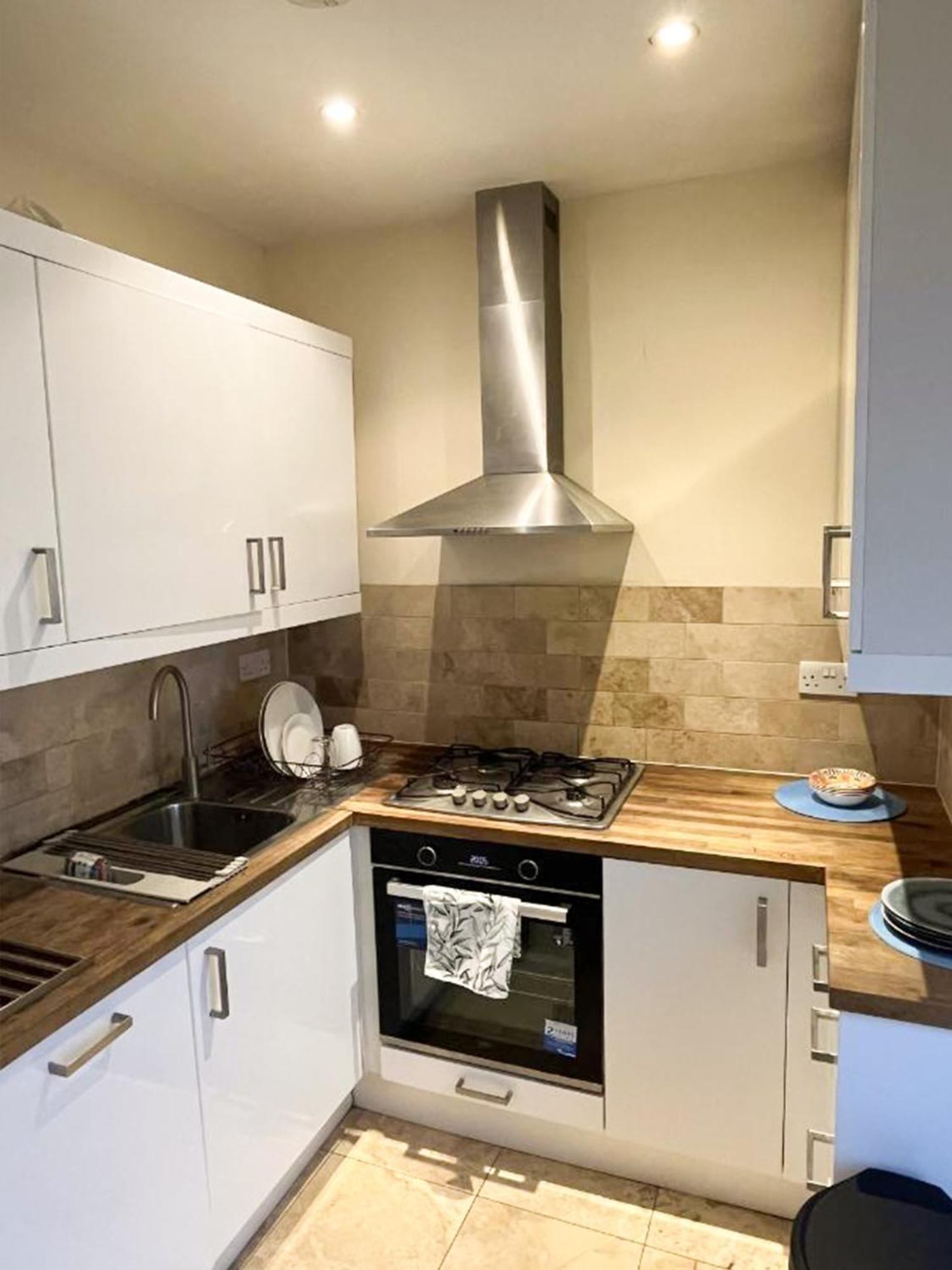 Apartment Moments From Hyde Park London Eksteriør bilde